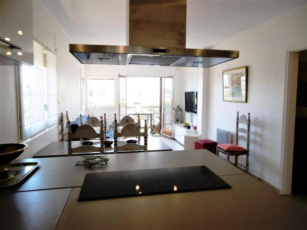 Puig D'Esquer - Apartamento En Planta Baja Y Tres Dormitorios En Llanca - Es-228-49 0*,  Spanien