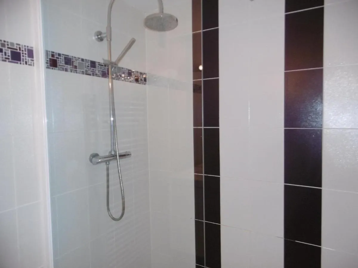 Puig D'Esquer - Apartamento En Planta Baja Y Tres Dormitorios En Llanca - Es-228-49 Lejlighed
