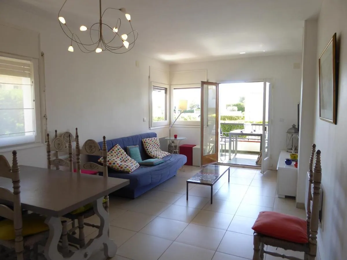 아파트 Puig D'Esquer - Apartamento En Planta Baja Y Tres Dormitorios En Llanca - Es-228-49