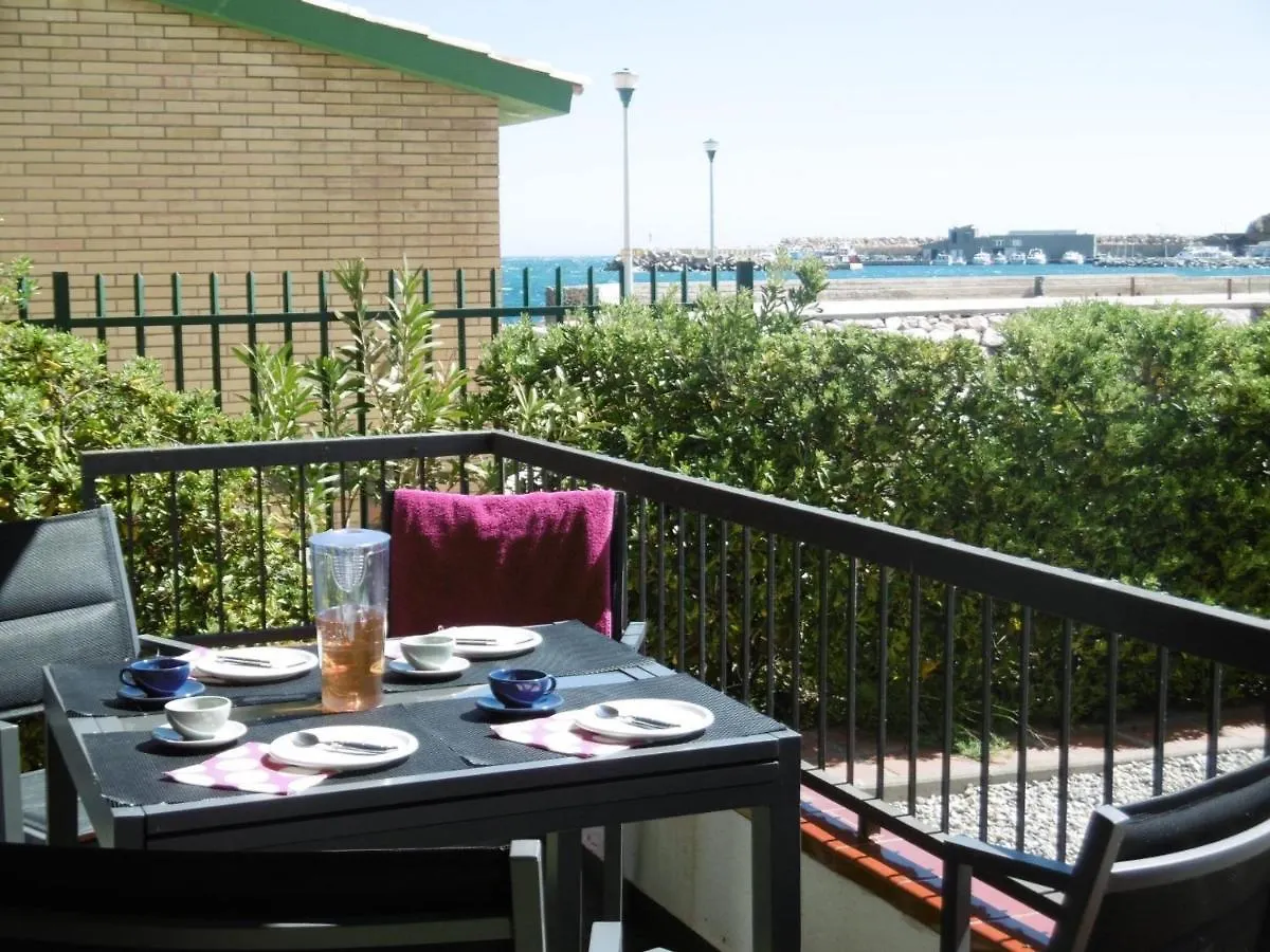 아파트 Puig D'Esquer - Apartamento En Planta Baja Y Tres Dormitorios En Llanca - Es-228-49 스페인